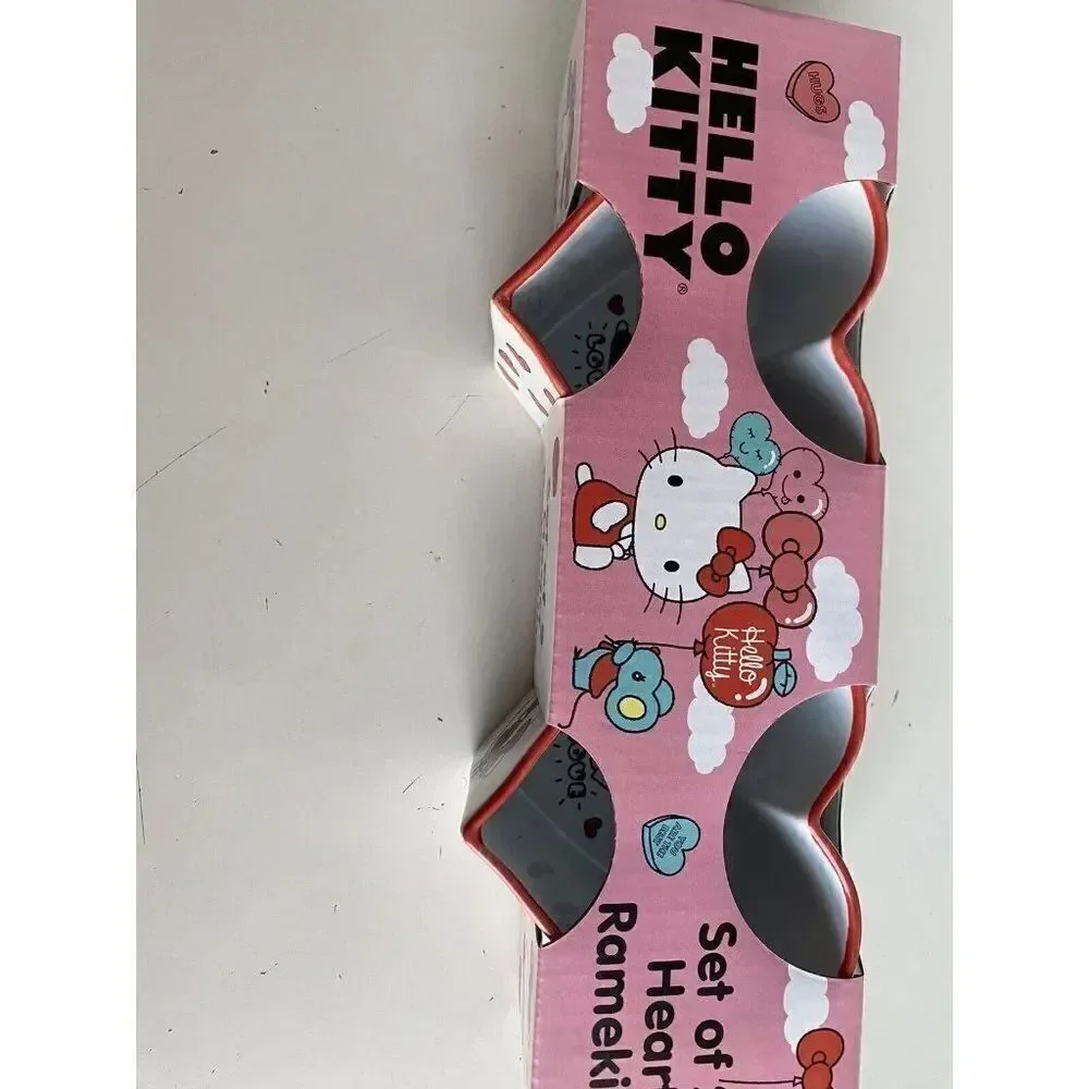 Set Of 2 Sanrio Hello Kitty Valentine Heart Shaped Ramekins Love‎ Sunglasses NEW